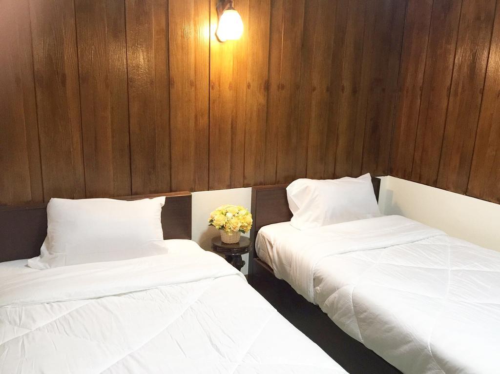Phrasing Guesthouse Chiang Mai Exteriör bild