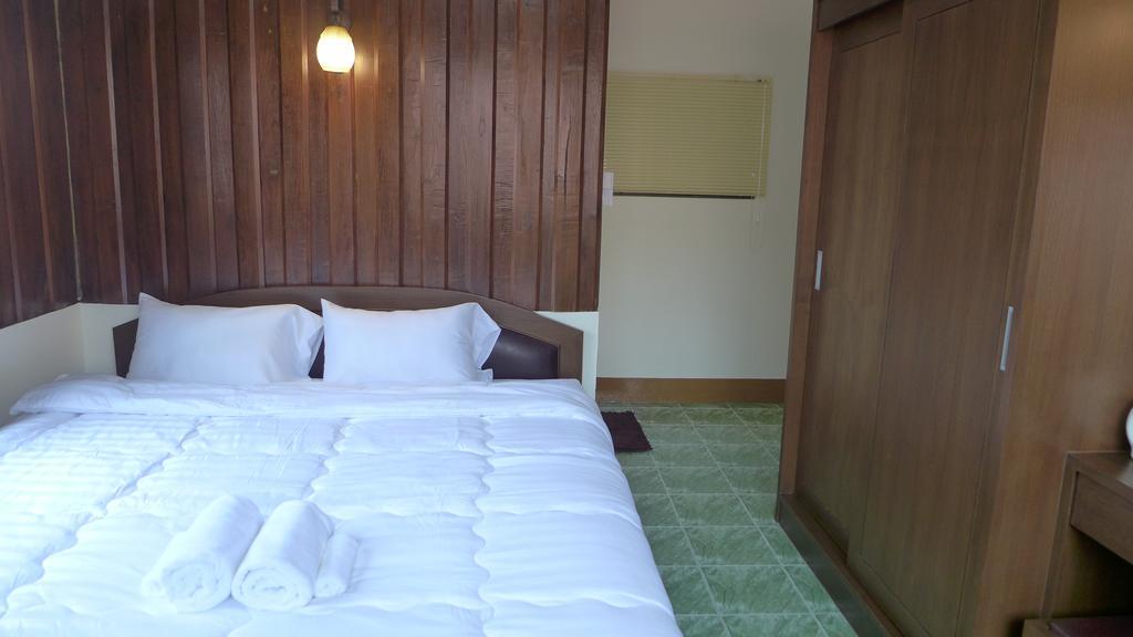 Phrasing Guesthouse Chiang Mai Exteriör bild