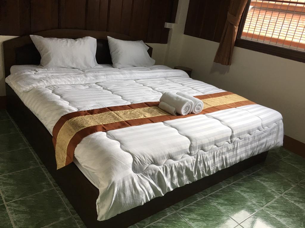 Phrasing Guesthouse Chiang Mai Exteriör bild